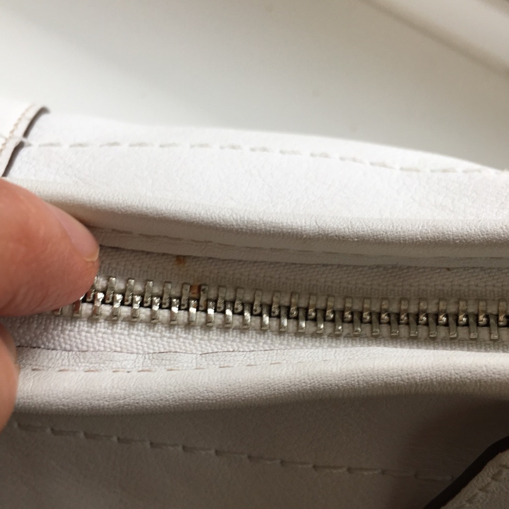 Small Coach shoulder bag - Picture 8 of 8